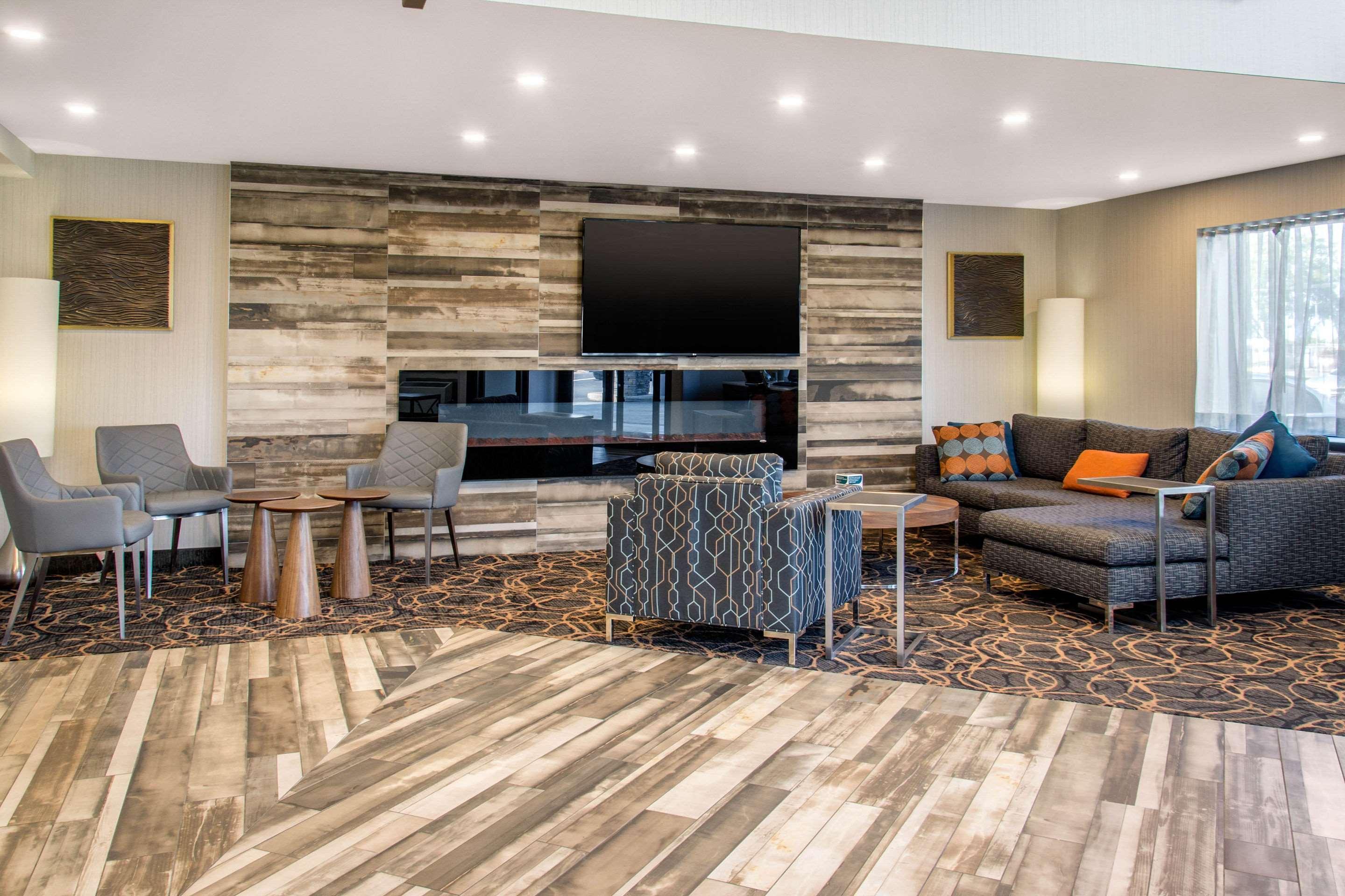 Comfort Inn Aeroport Dorval Εξωτερικό φωτογραφία