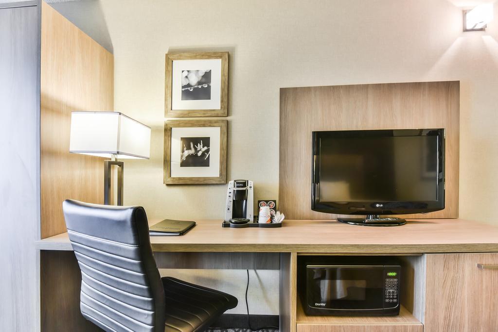 Comfort Inn Aeroport Dorval Εξωτερικό φωτογραφία