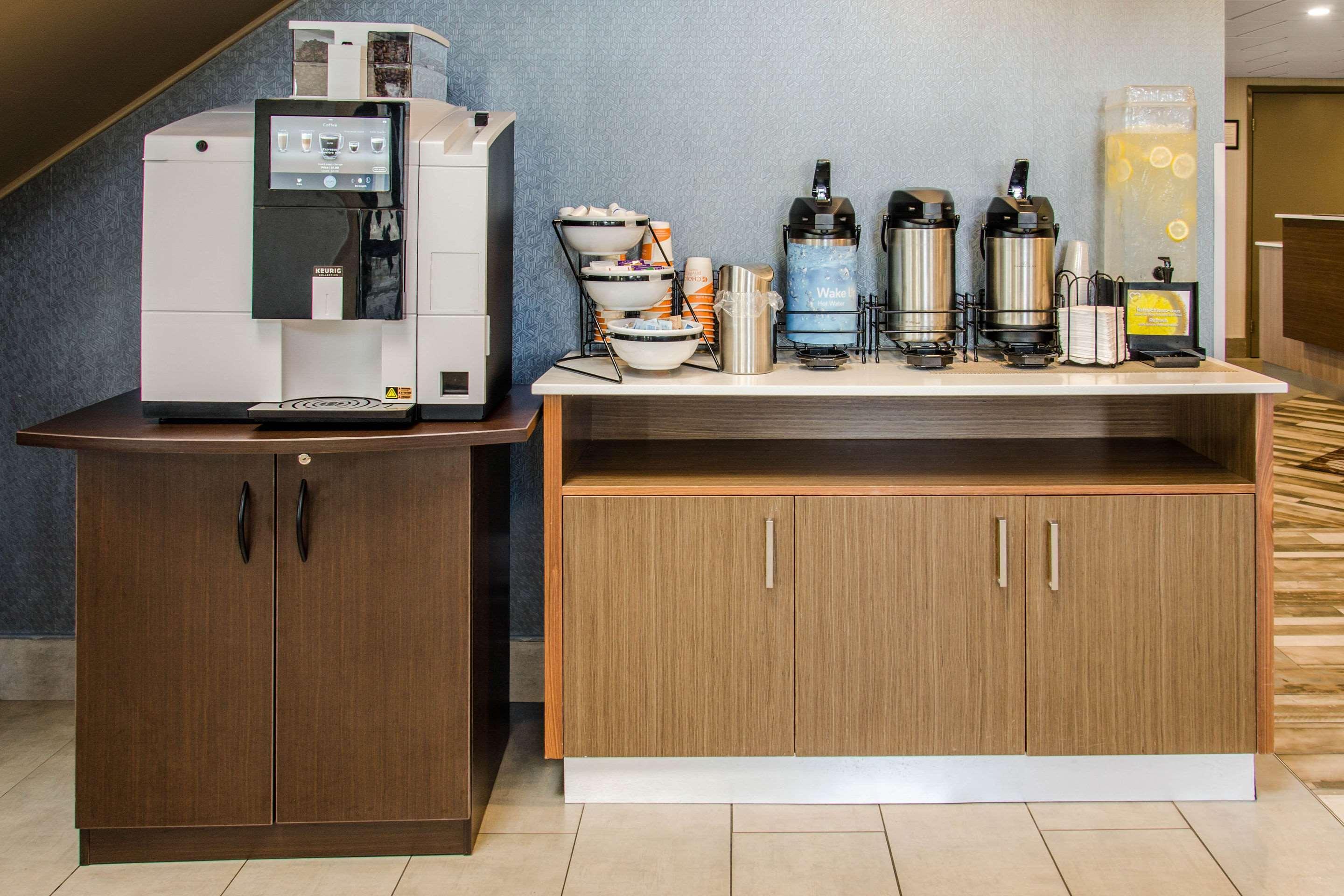 Comfort Inn Aeroport Dorval Εξωτερικό φωτογραφία
