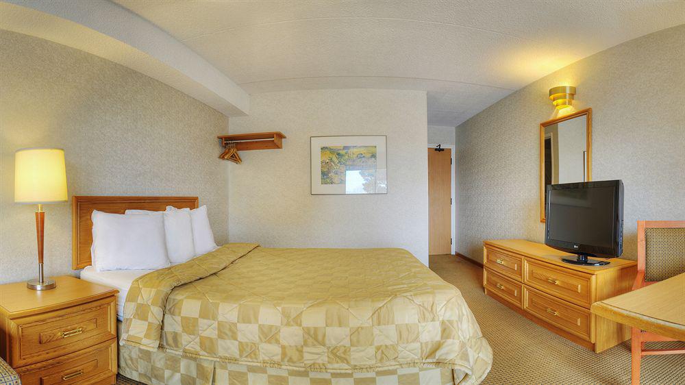 Comfort Inn Aeroport Dorval Εξωτερικό φωτογραφία