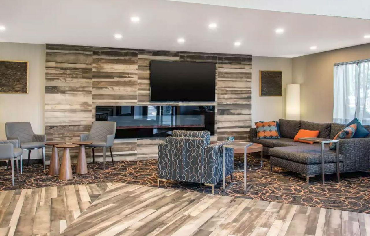 Comfort Inn Aeroport Dorval Εξωτερικό φωτογραφία